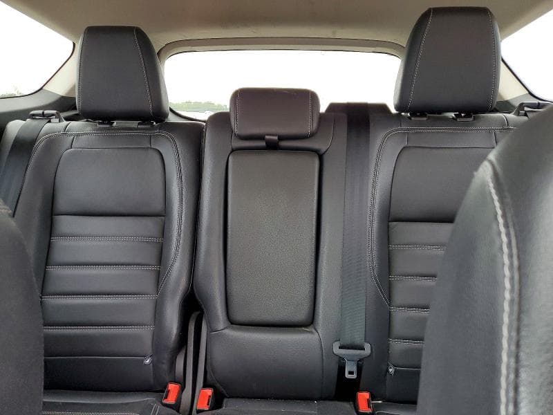 2018 FORD ESCAPE SEL 10