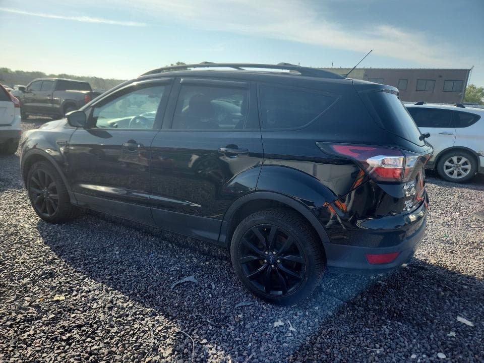 2017 FORD ESCAPE TITANIUM 2