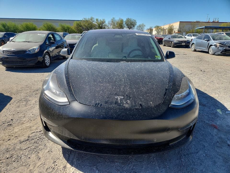 2018 TESLA MODEL 3 5