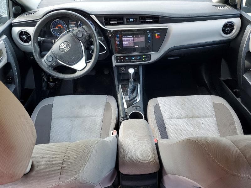 2018 TOYOTA COROLLA LE 8