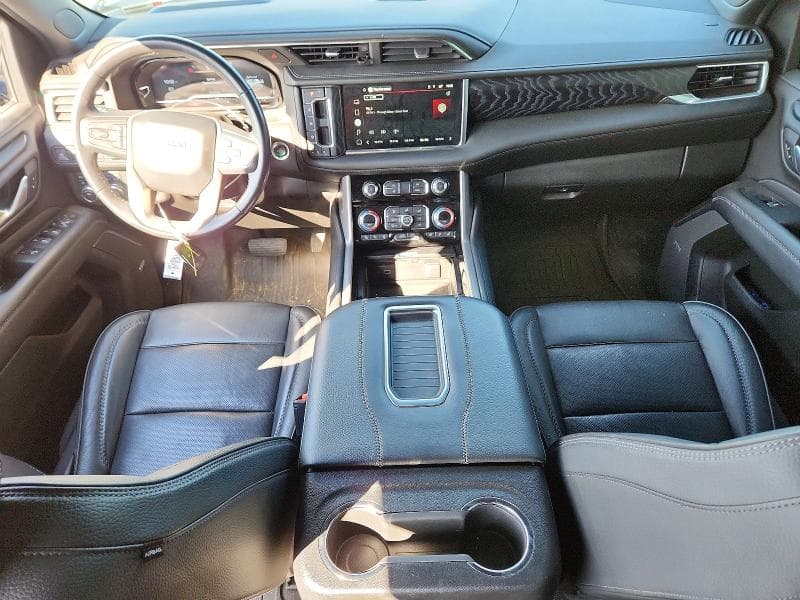 2022 GMC YUKON XL DENALI 8