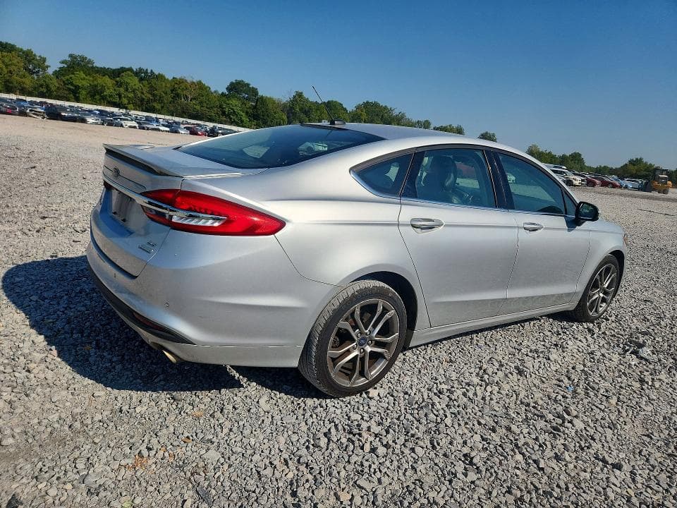 2017 FORD FUSION SE 3