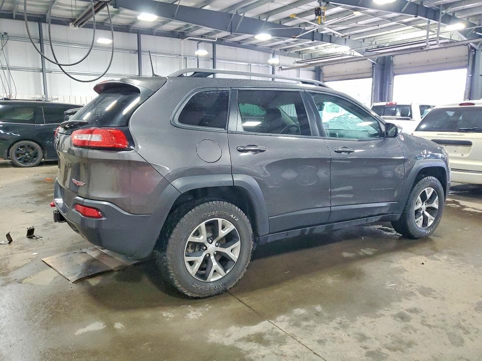2017 JEEP CHEROKEE TRAILHAWK 3