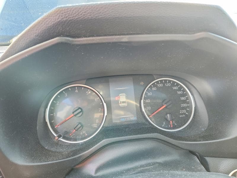 2019 TOYOTA RAV4 XLE 9