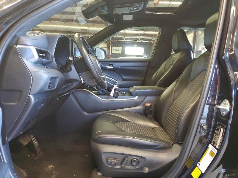 2021 TOYOTA HIGHLANDER XSE 7