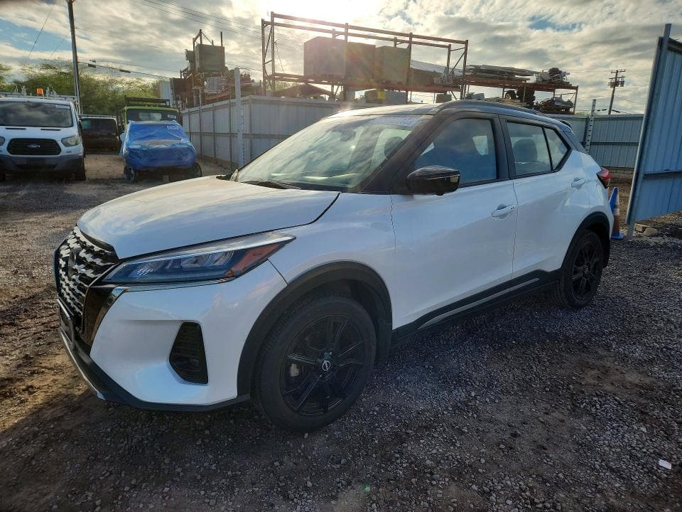 2024 NISSAN KICKS SR - 1
