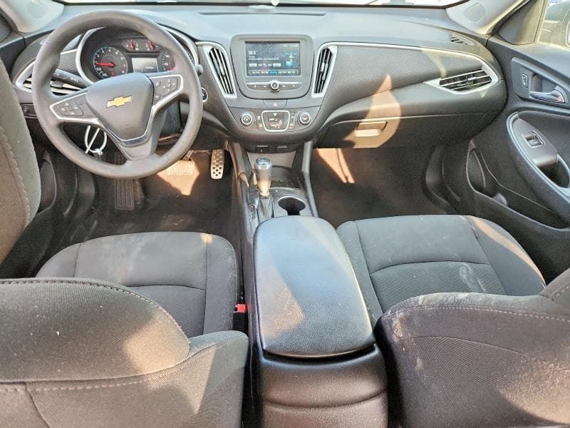 2017 CHEVROLET MALIBU LS 8