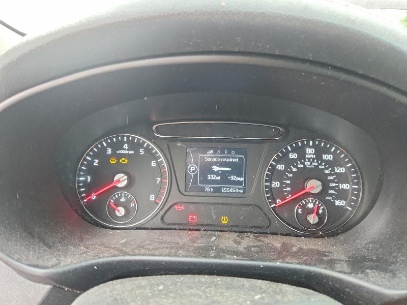 2017 KIA SORENTO LX V6 9