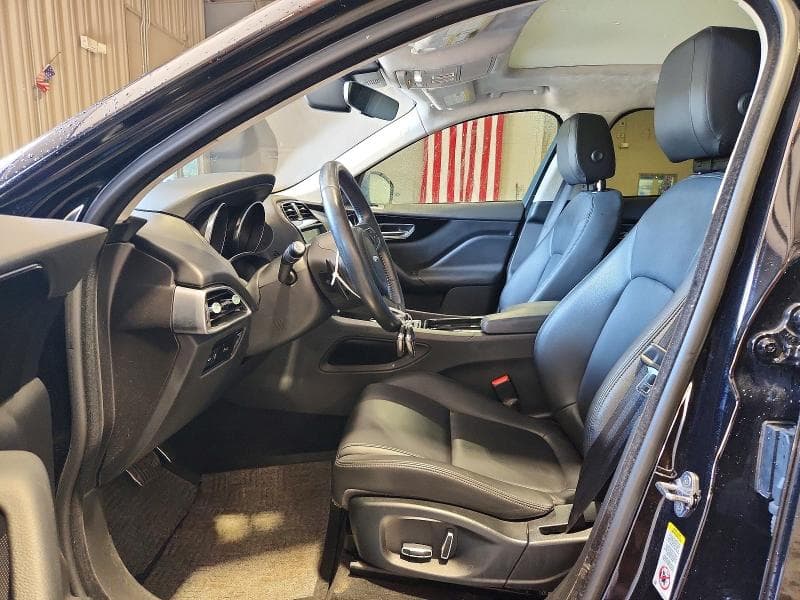 2019 JAGUAR F-PACE PREMIUM 7