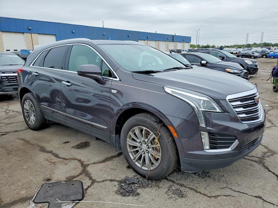 2017 CADILLAC XT5 LUXURY 4