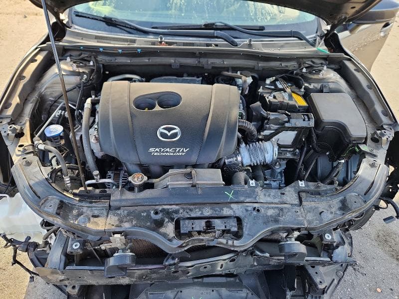 2018 MAZDA 3 TOURING 11