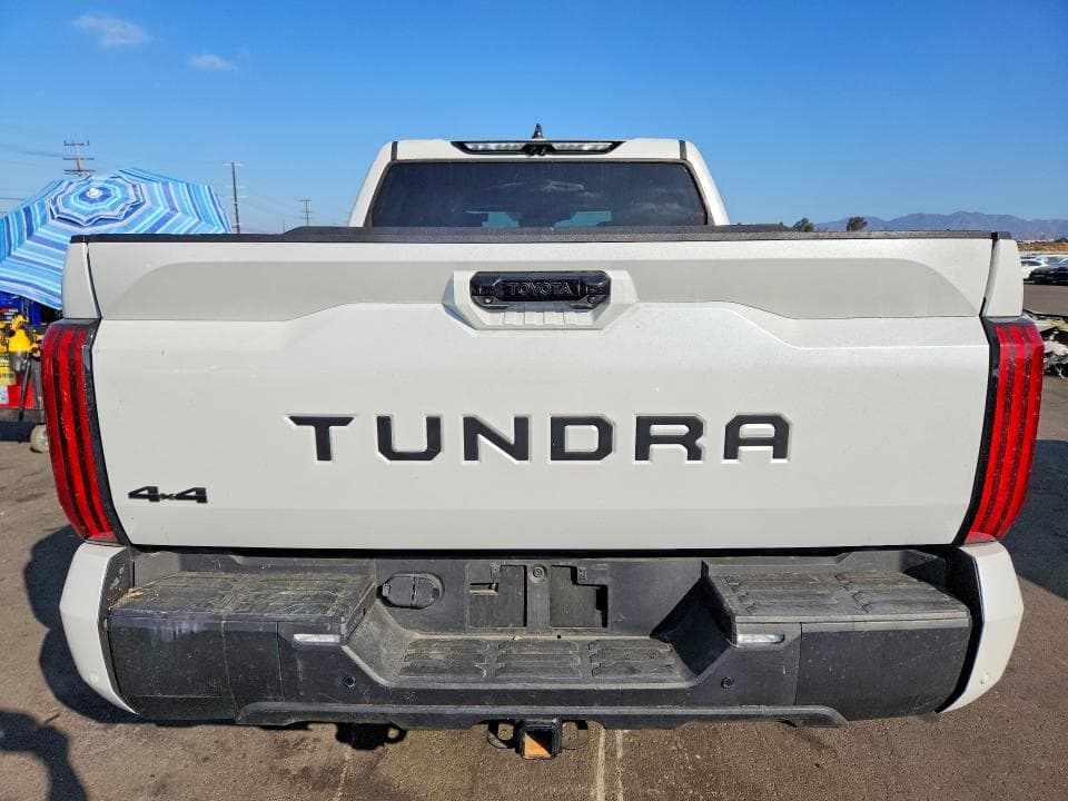 2024 TOYOTA TUNDRA LIMITED HV 6