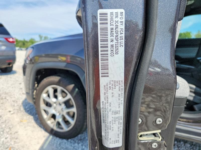 2023 JEEP COMPASS LATITUDE LUX 13