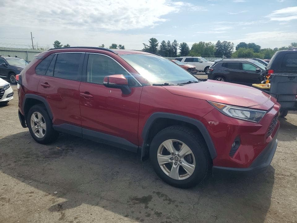 2020 TOYOTA RAV4 XLE 4