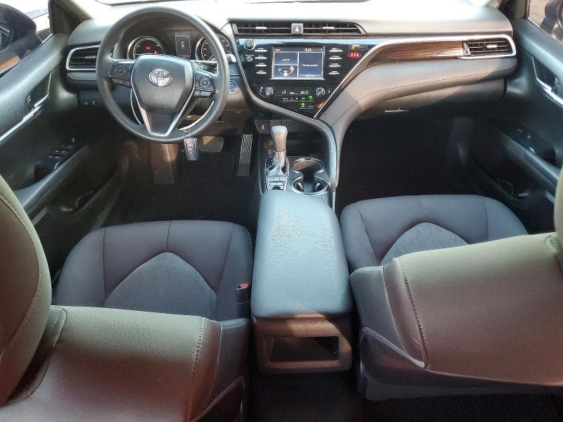 2018 TOYOTA CAMRY LE 8