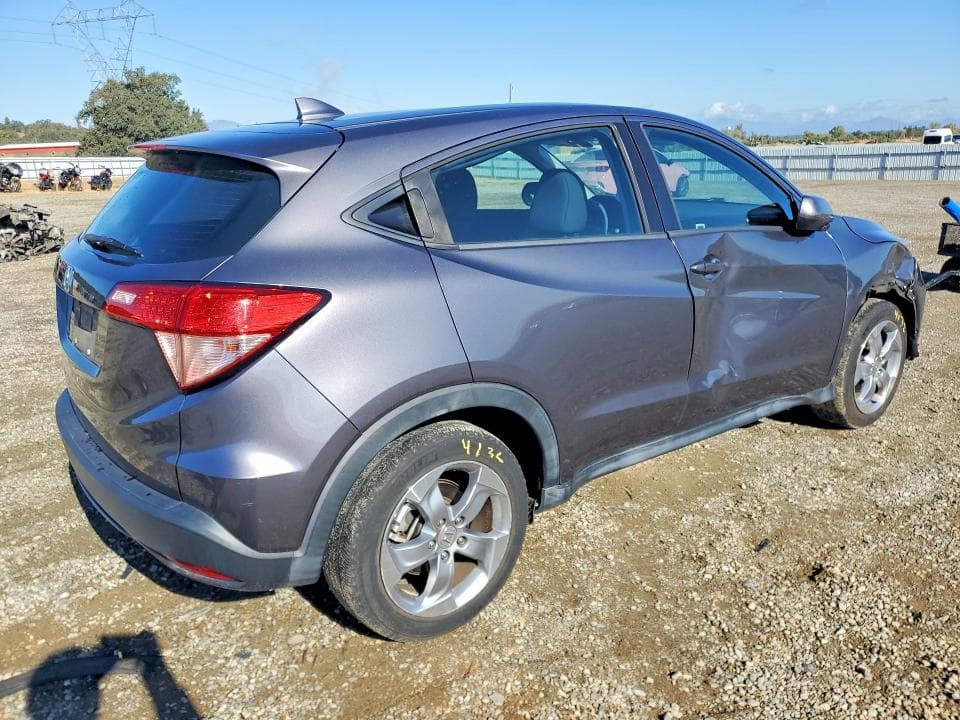 2017 HONDA HR-V LX 3