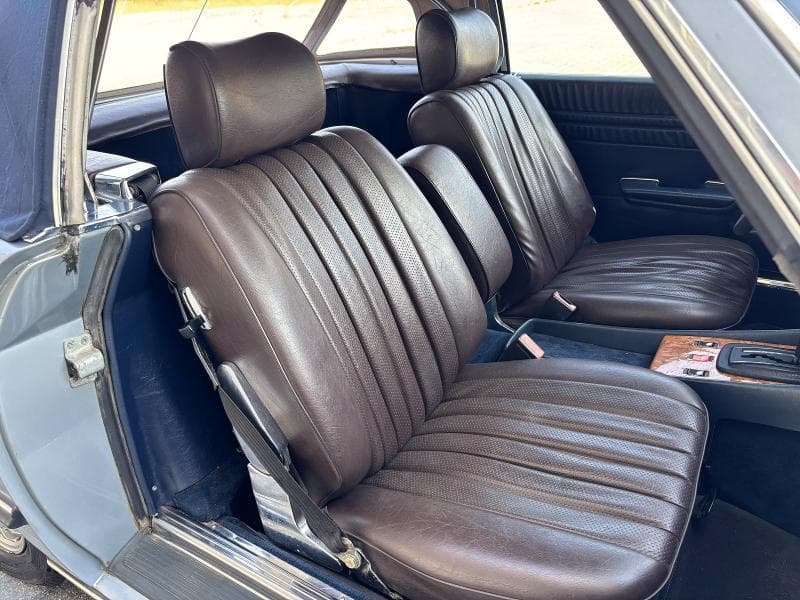 1982 MERCEDES-BENZ 380 SL 10