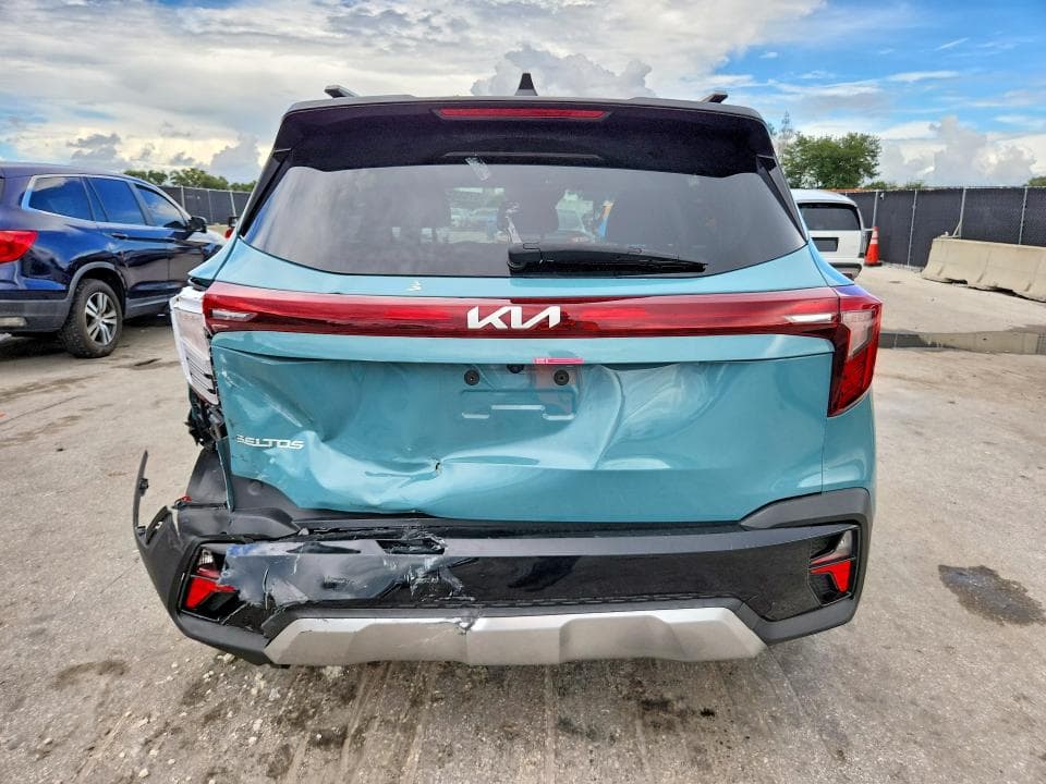 2025 KIA SELTOS S 6