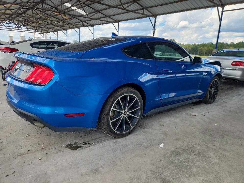 2020 FORD MUSTANG 3
