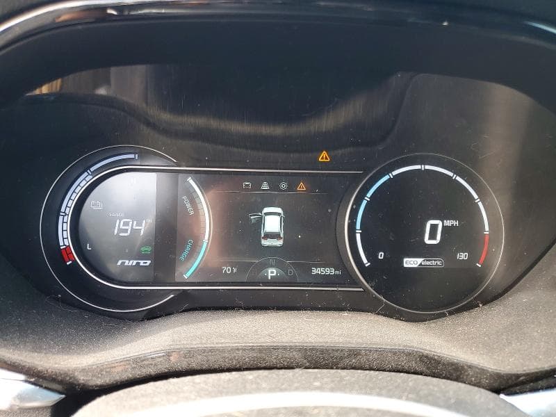 2022 KIA NIRO EV S 9