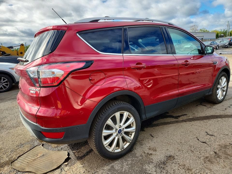 2017 FORD ESCAPE TITANIUM 3