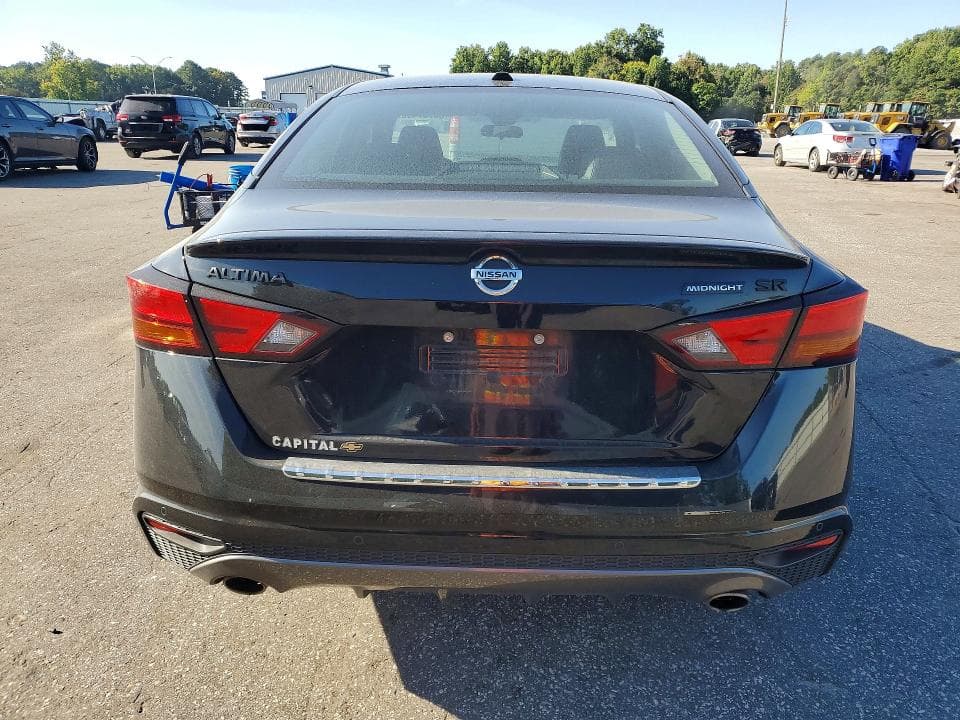 2022 NISSAN ALTIMA SR 6