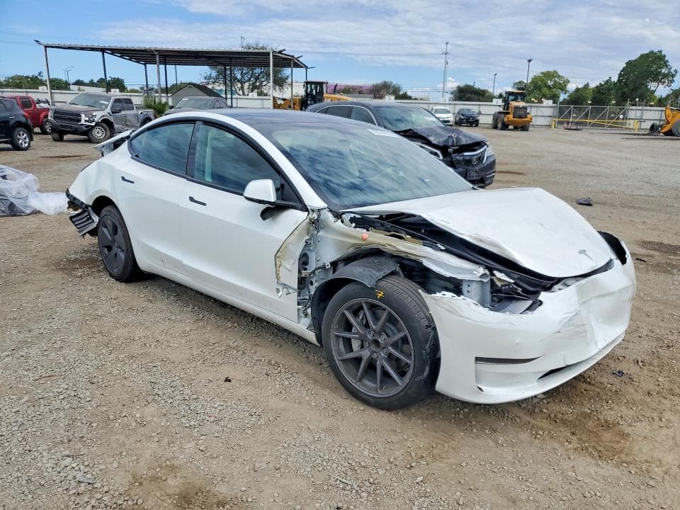 2023 TESLA MODEL 3 4