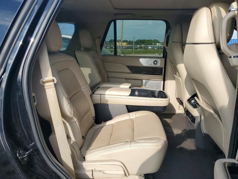2020 LINCOLN NAVIGATOR RESERVE 10