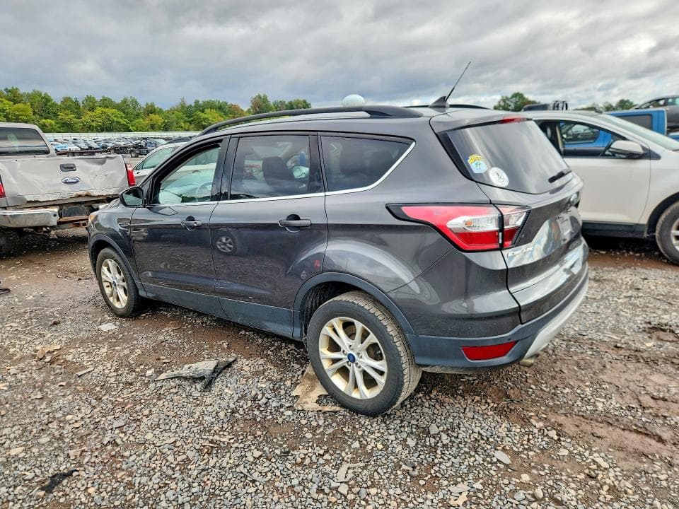 2018 FORD ESCAPE SEL 2