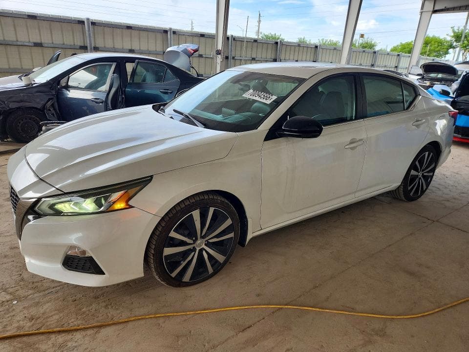 2020 NISSAN ALTIMA SR