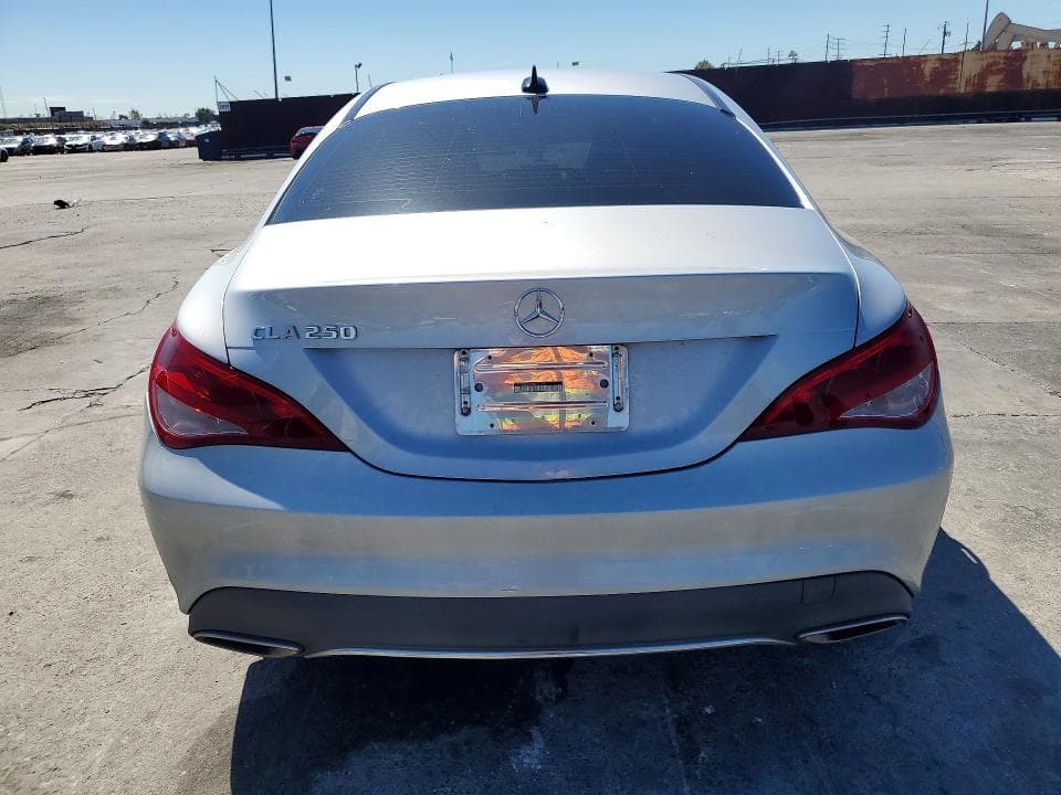 2018 MERCEDES-BENZ CLA 250 6