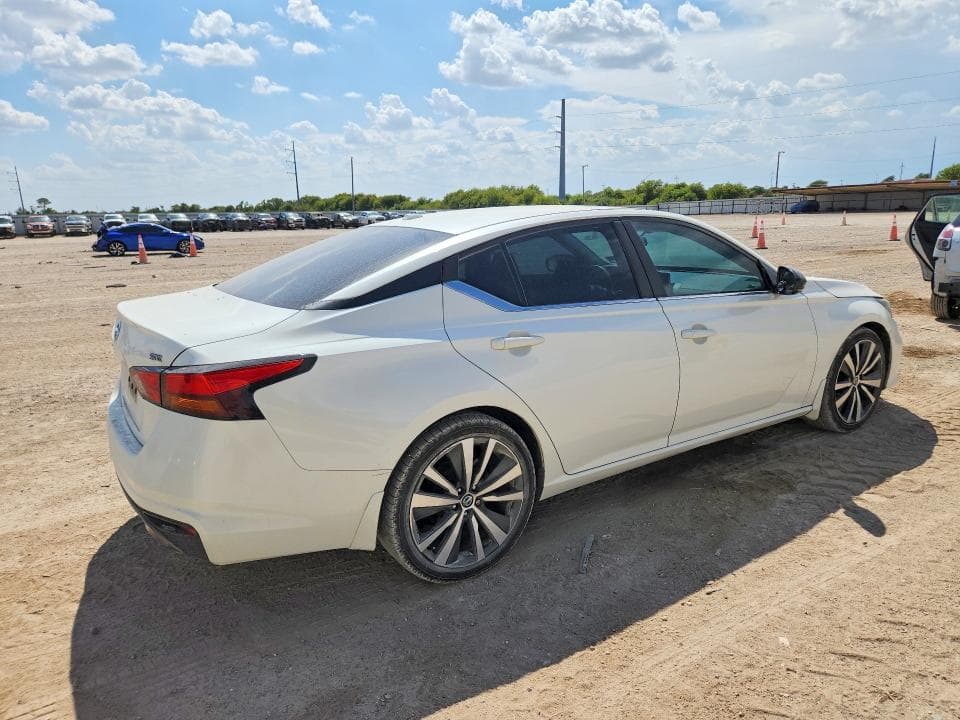 2019 NISSAN ALTIMA SR 3