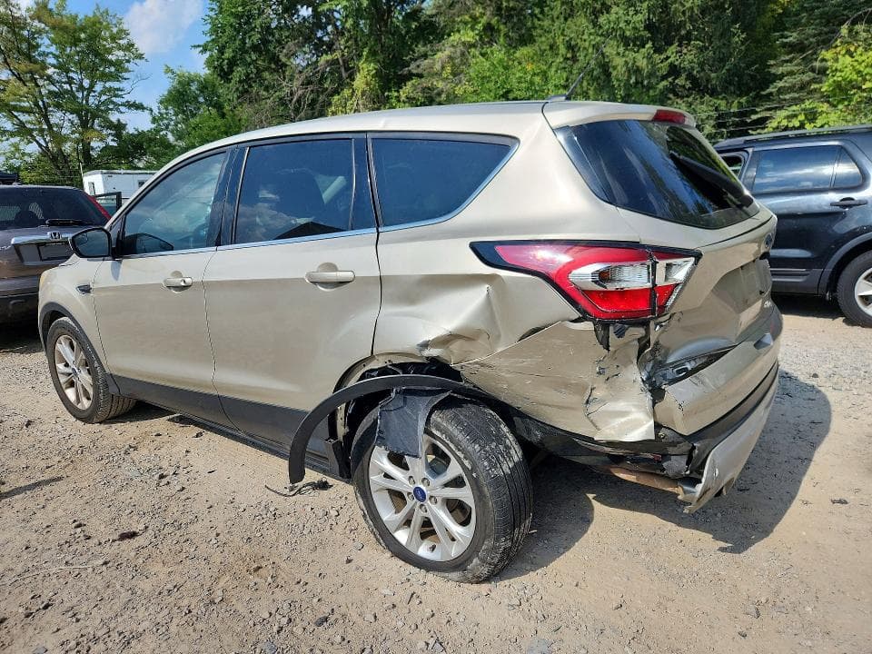 2017 FORD ESCAPE SE 2