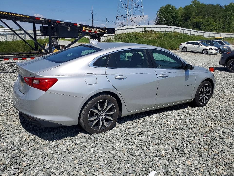 2017 CHEVROLET MALIBU LT 3