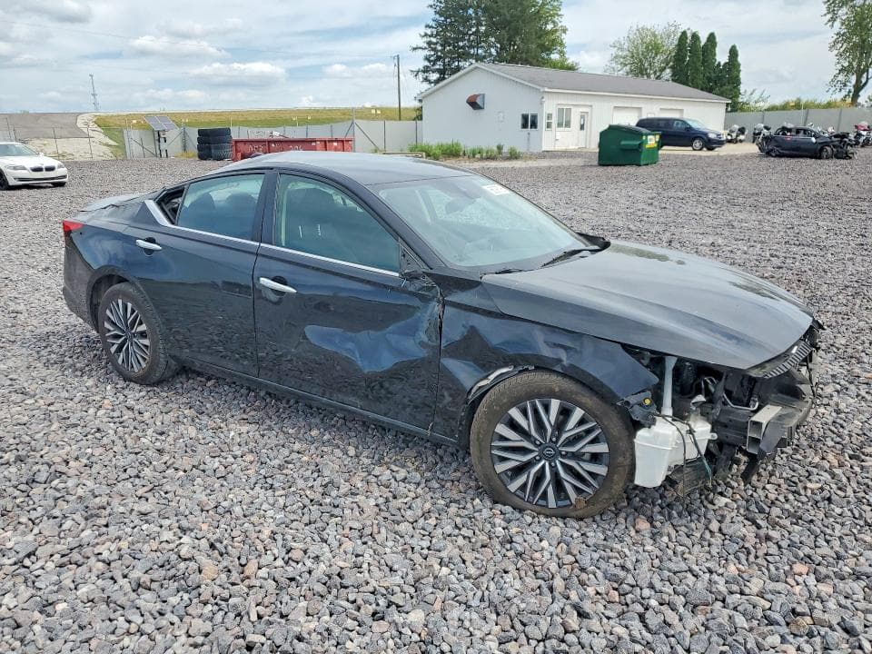 2024 NISSAN ALTIMA SV 4