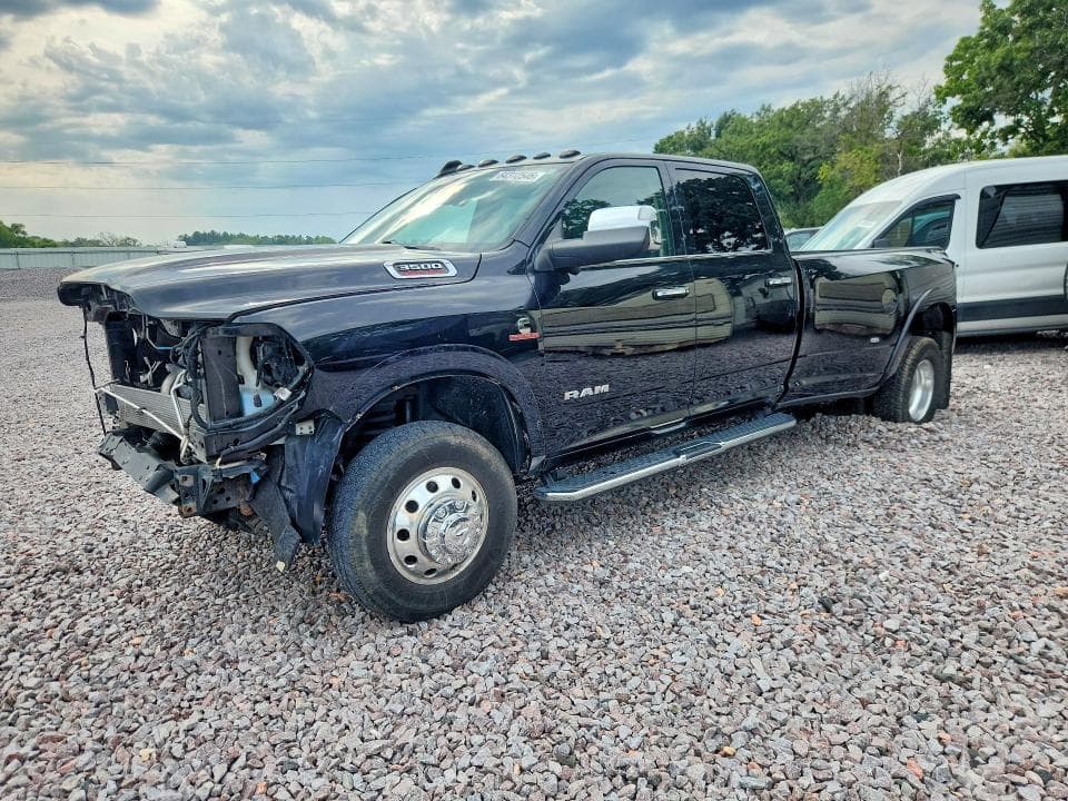 2020 RAM 3500 LARAMIE - 1