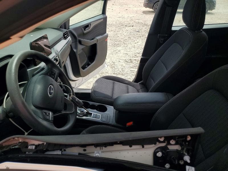 2023 FORD ESCAPE 7