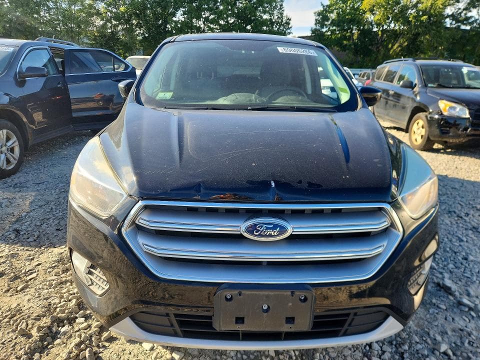 2017 FORD ESCAPE SE 5