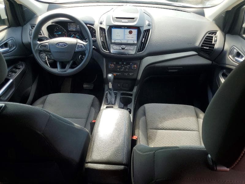 2017 FORD ESCAPE SE 8