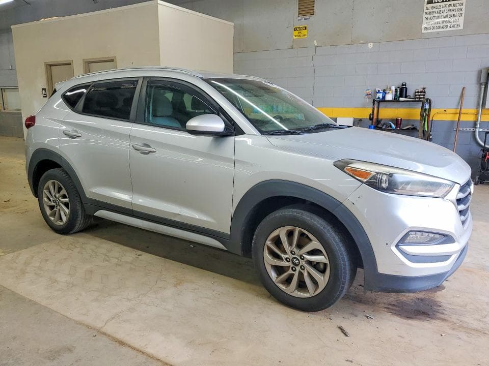 2018 HYUNDAI TUCSON SEL 4