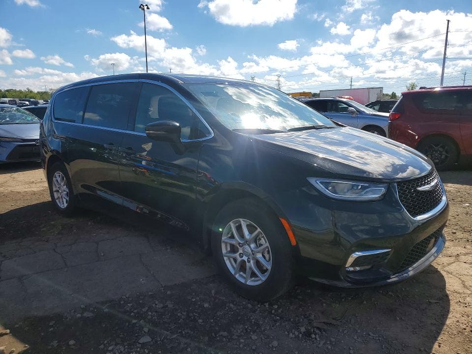 2025 CHRYSLER PACIFICA SELECT 4