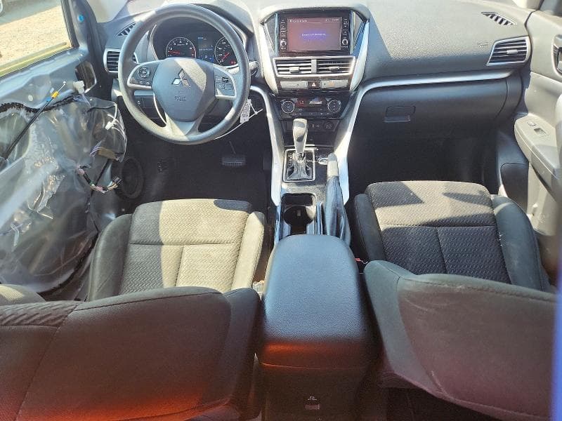 2019 MITSUBISHI ECLIPSE CROSS ES 8