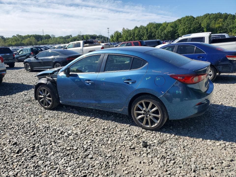2018 MAZDA 3 TOURING 2