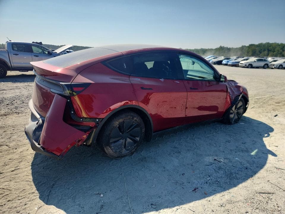 2026 TESLA MODEL Y 3