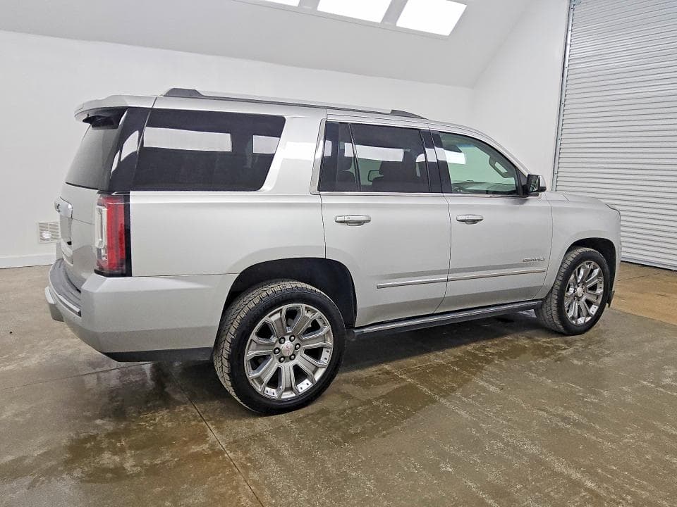 2017 GMC YUKON DENALI 3