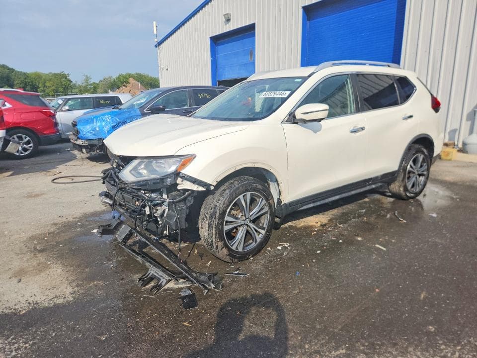 2019 NISSAN ROGUE SV - 1
