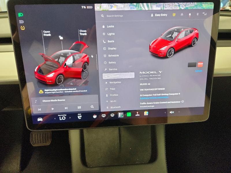 2023 TESLA MODEL Y 9