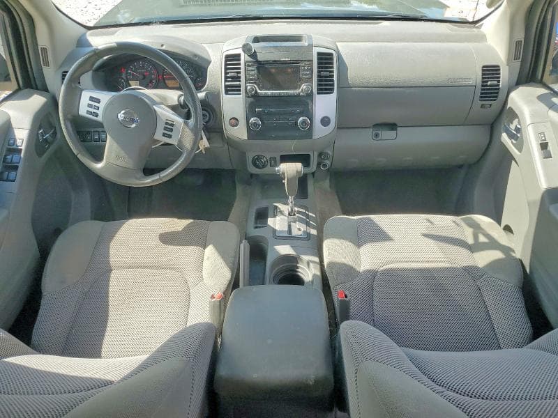 2017 NISSAN FRONTIER SV 8