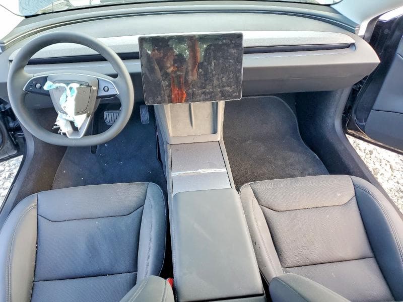 2026 TESLA MODEL 3 8