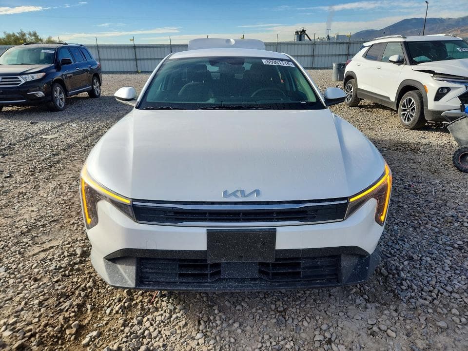 2025 KIA K4 LX 5